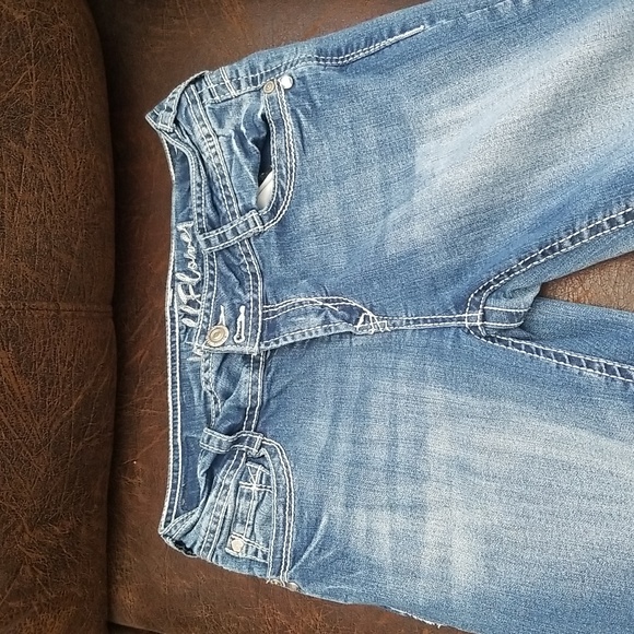 #V - Wallflower Authentic Denim Sz 7 Bootcut Mid Washed Jeans - Picture 11 of 13